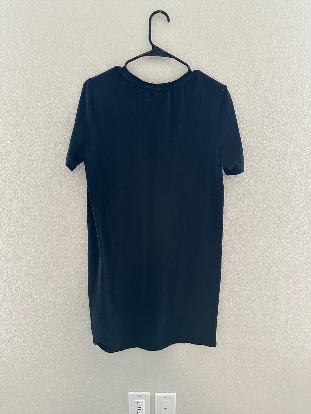 Calvin Klein Jeans Black Tee Dress with Red Logo - Picture 4 of 4